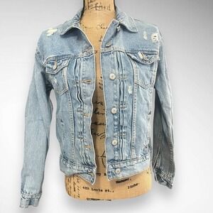 OLD NAVY Light Wash Distressed Kansas City Chiefs Decorated Jean Jacket | EUC